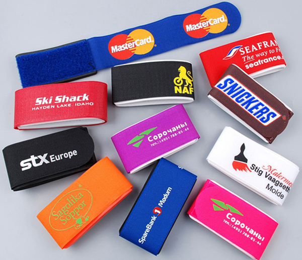 Goodie publicitaire sangle de ski à personnaliser - cadeauxpublicitaire.com